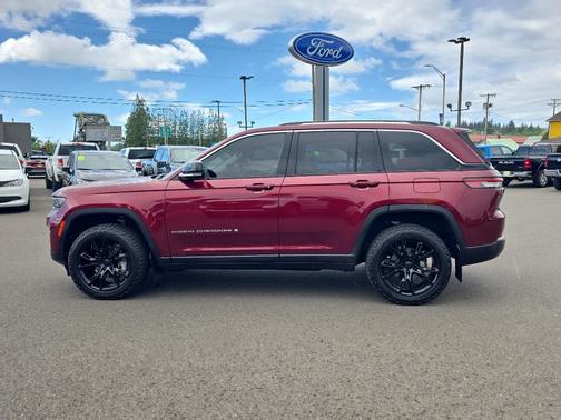 Velvet Red Pearlcoat 2024 Jeep Grand Cherokee Limited