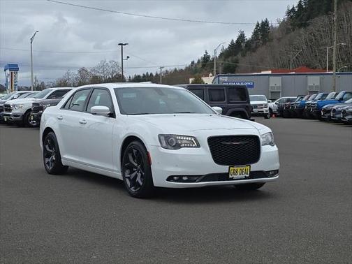 2023 Chrysler 300 300S