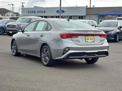 Steel Gray 2024 Kia Forte LXS