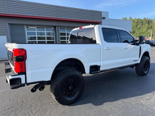 Star White Metallic Tri-Coat 2025 Ford F-250 Platinum