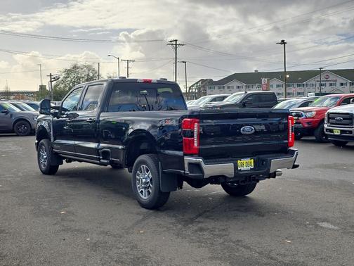 2026 Ford F-350 Lariat