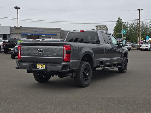 2025 Ford F-350 XLT