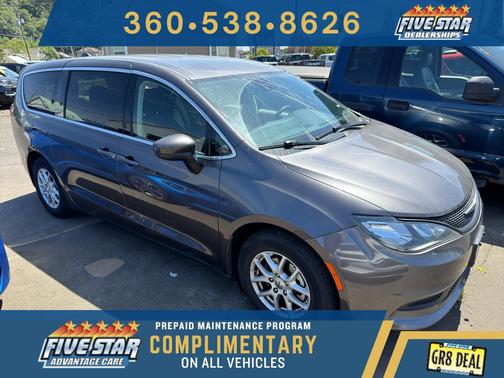 Granite Crystal Metallic Clearcoat 2023 Chrysler Voyager LX