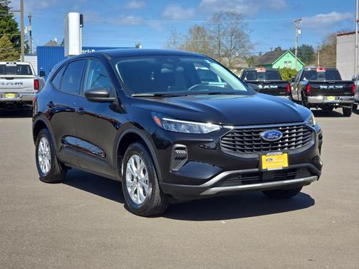 Agate Black Metallic 2025 Ford Escape Active
