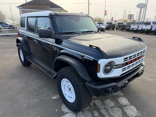 Shadow Black 2025 Ford Bronco Heritage Edition