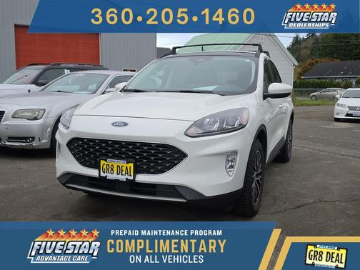 Star White Metallic Tri-Coat 2022 Ford Escape SEL