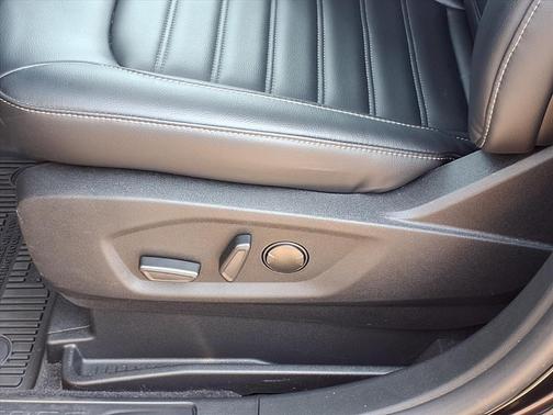 Agate Black Metallic 2023 Ford Edge