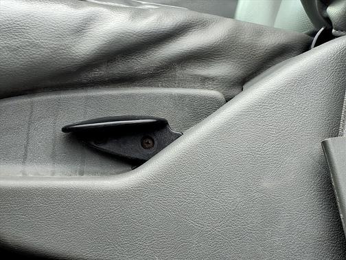 Pueblo Gold Metallic 2013 Ford E350 Super Duty XL