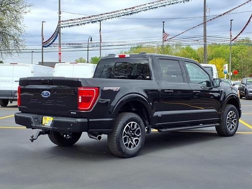 Agate Black Metallic 2023 Ford F-150 XLT
