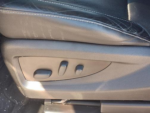 2020 GMC Yukon XL SLT