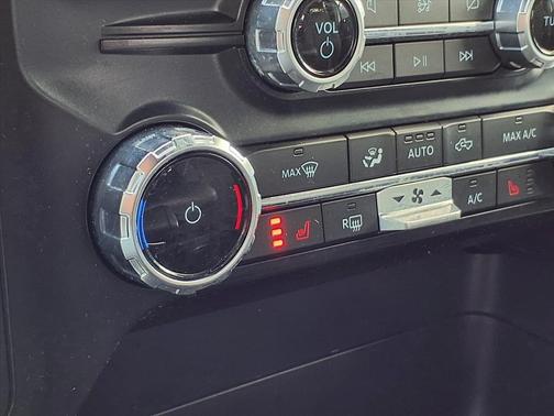 Oxford White 2023 Ford F-150 XLT