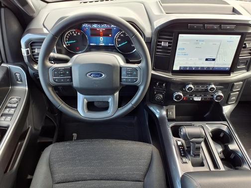 Oxford White 2023 Ford F-150 XLT