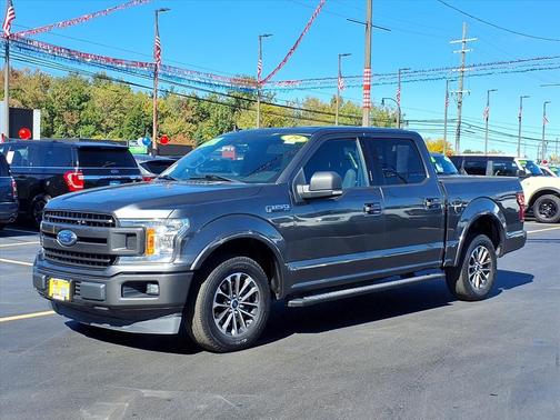 Magnetic Metallic 2019 Ford F-150 XLT