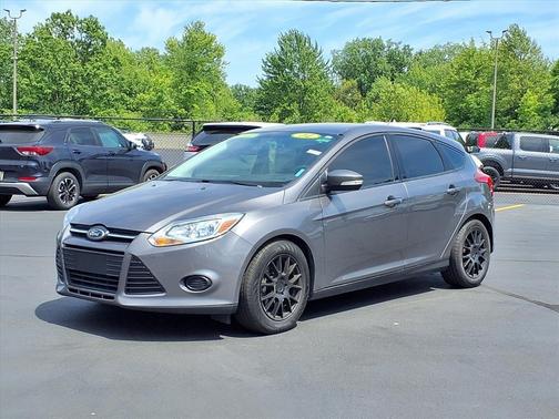 Sterling Gray Metallic 2014 Ford Focus SE
