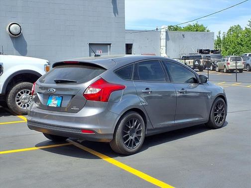 Sterling Gray Metallic 2014 Ford Focus SE