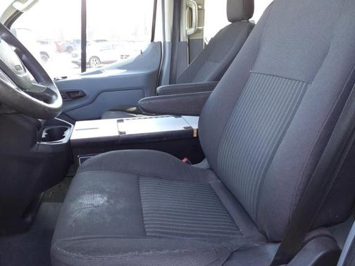 2015 Ford Transit-150 XL