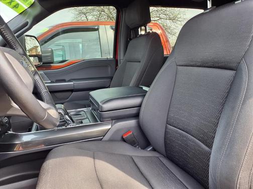 Rapid Red Metallic Tinted Clearcoat 2021 Ford F-150 XLT