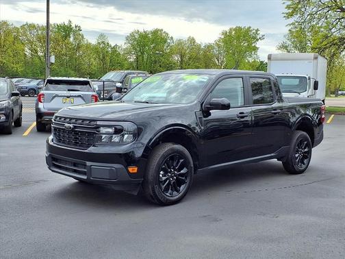 Shadow Black 2024 Ford Maverick XLT