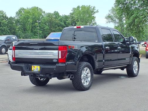 2022 Ford F-250 Platinum