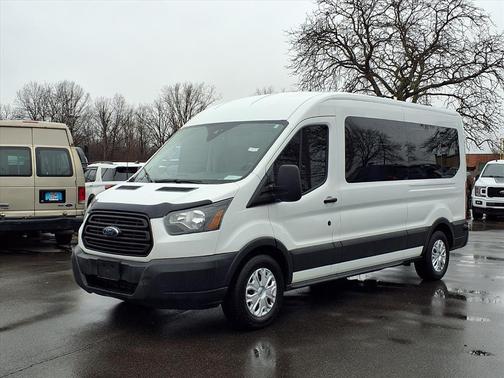 Oxford White 2017 Ford Transit-350 XL