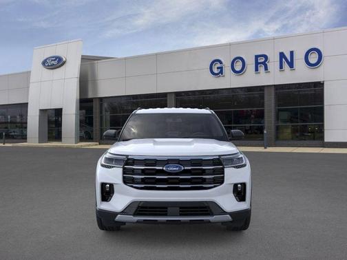 Space White Metallic 2026 Ford Explorer Active