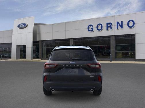 Agate Black Metallic 2026 Ford Escape ST-Line