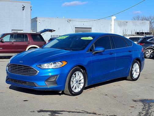2020 Ford Fusion SE