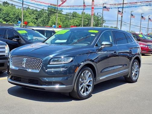 2022 Lincoln Nautilus Reserve