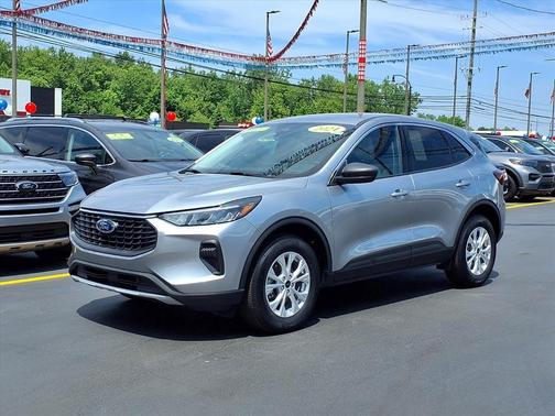 Iconic Silver Metallic 2024 Ford Escape Active