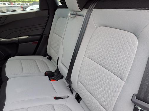 Iconic Silver Metallic 2024 Ford Escape Active