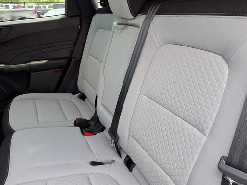 Iconic Silver Metallic 2024 Ford Escape Active