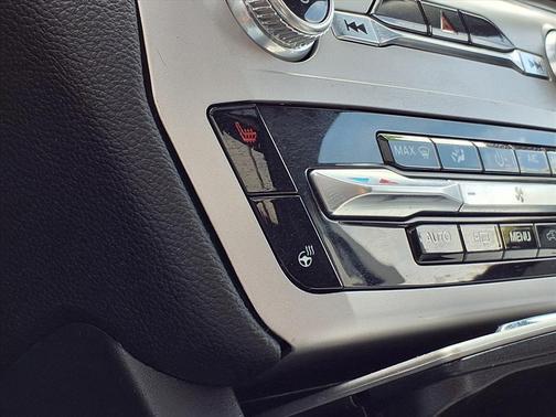 Agate Black Metallic 2024 Ford Explorer XLT