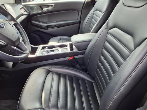 Carbonized Gray Metallic 2024 Ford Edge SEL