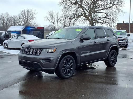 2018 Jeep Grand Cherokee Altitude