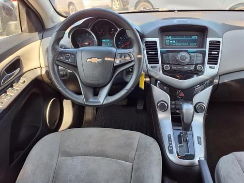 2015 Chevrolet Cruze 1LT