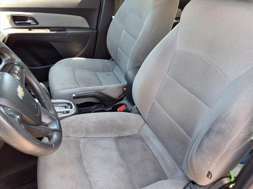 2015 Chevrolet Cruze 1LT