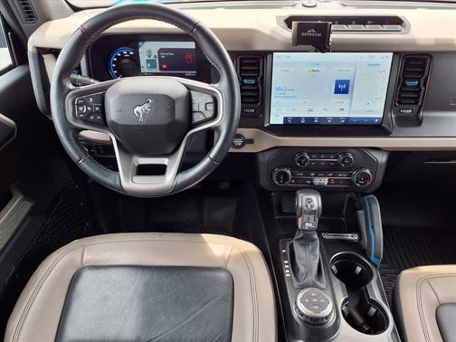 Velocity Blue Metallic 2022 Ford Bronco Wildtrak