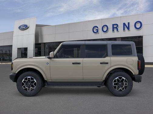 Desert Sand 2026 Ford Bronco Outer Banks