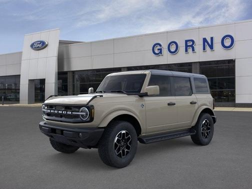 Desert Sand 2026 Ford Bronco Outer Banks