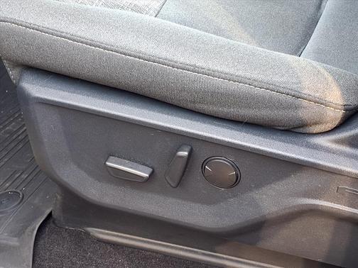 Iconic Silver Metallic 2022 Ford F-150 XLT