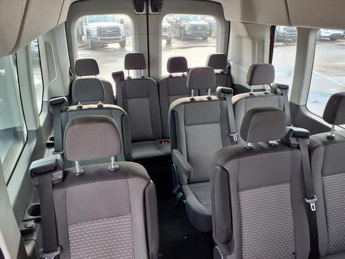 2022 Ford Transit-350 XLT