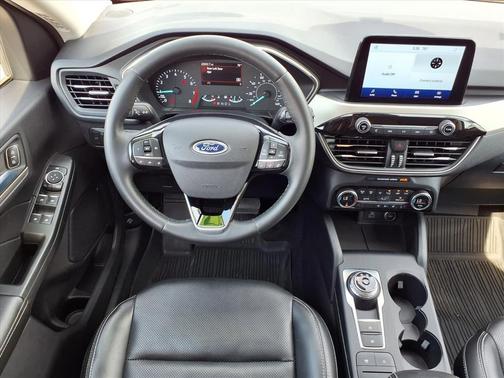 Rapid Red Metallic Tinted Clearcoat 2021 Ford Escape SEL