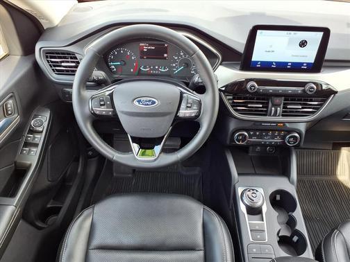 Rapid Red Metallic Tinted Clearcoat 2021 Ford Escape SEL