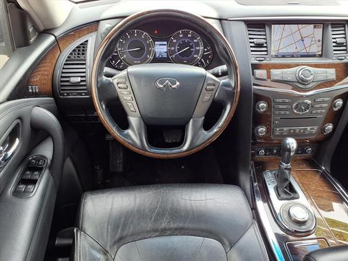 2012 INFINITI QX56 Base