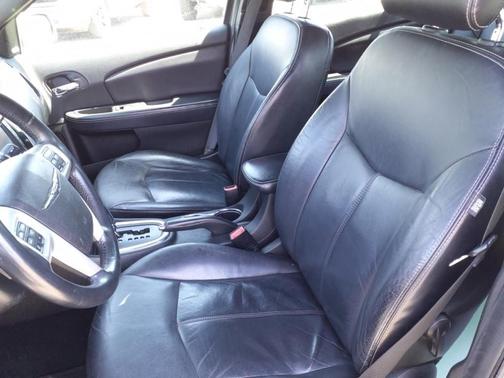 2013 Chrysler 200 Limited