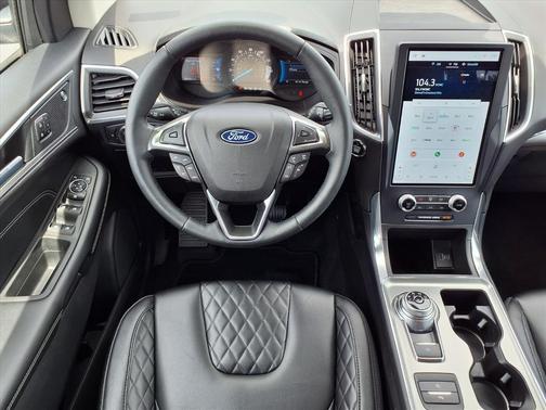 Agate Black Metallic 2023 Ford Edge Titanium