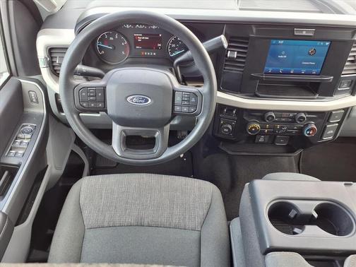 2025 Ford F-350 XLT