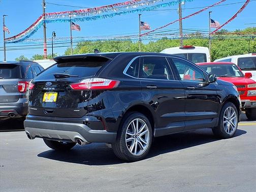 Agate Black Metallic 2024 Ford Edge Titanium