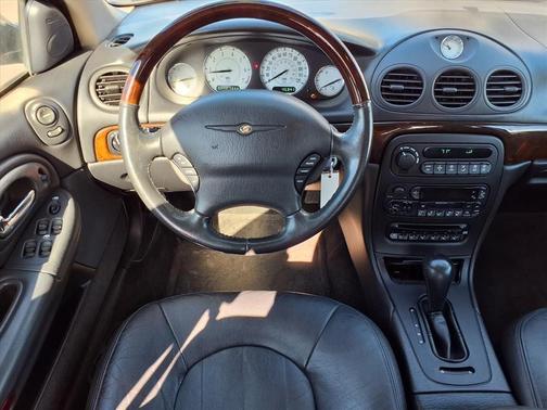 2004 Chrysler 300M Base