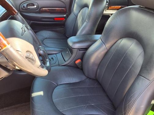 2004 Chrysler 300M Base